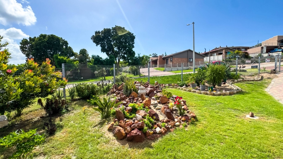 4 Bedroom Property for Sale in Fraaiuitsig Western Cape